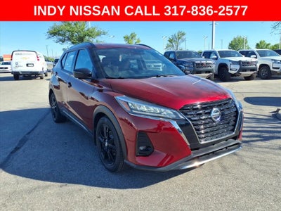 2021 Nissan Kicks SR