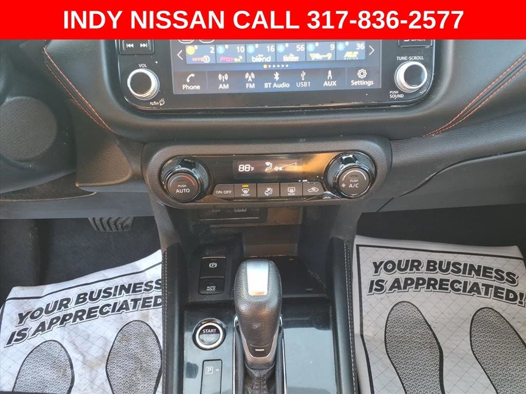 2021 Nissan Kicks SR