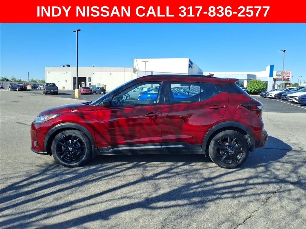 2021 Nissan Kicks SR