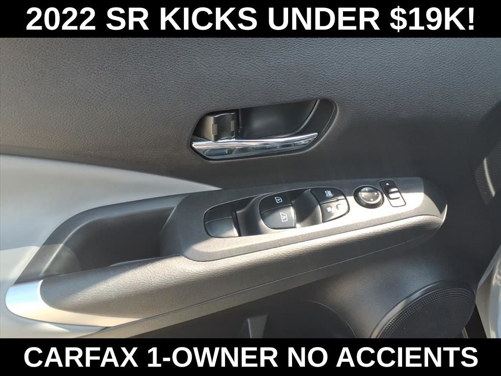 2022 Nissan Kicks SR