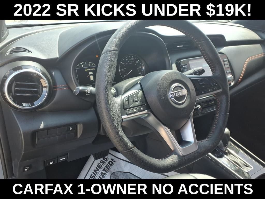 2022 Nissan Kicks SR