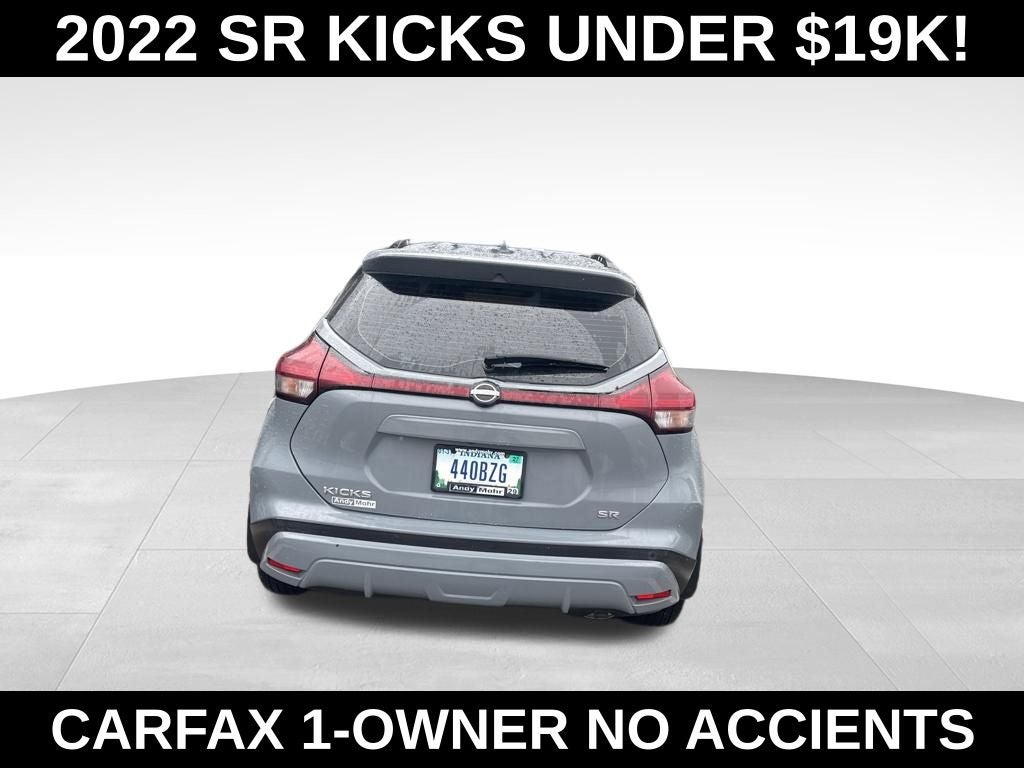 2022 Nissan Kicks SR