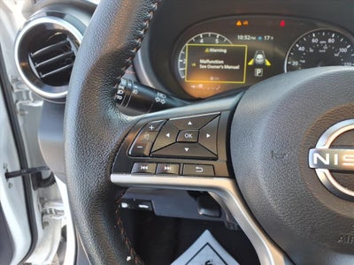 2022 Nissan Kicks SR