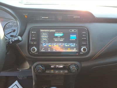 2022 Nissan Kicks SR