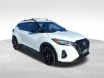 2022 Nissan Kicks SR