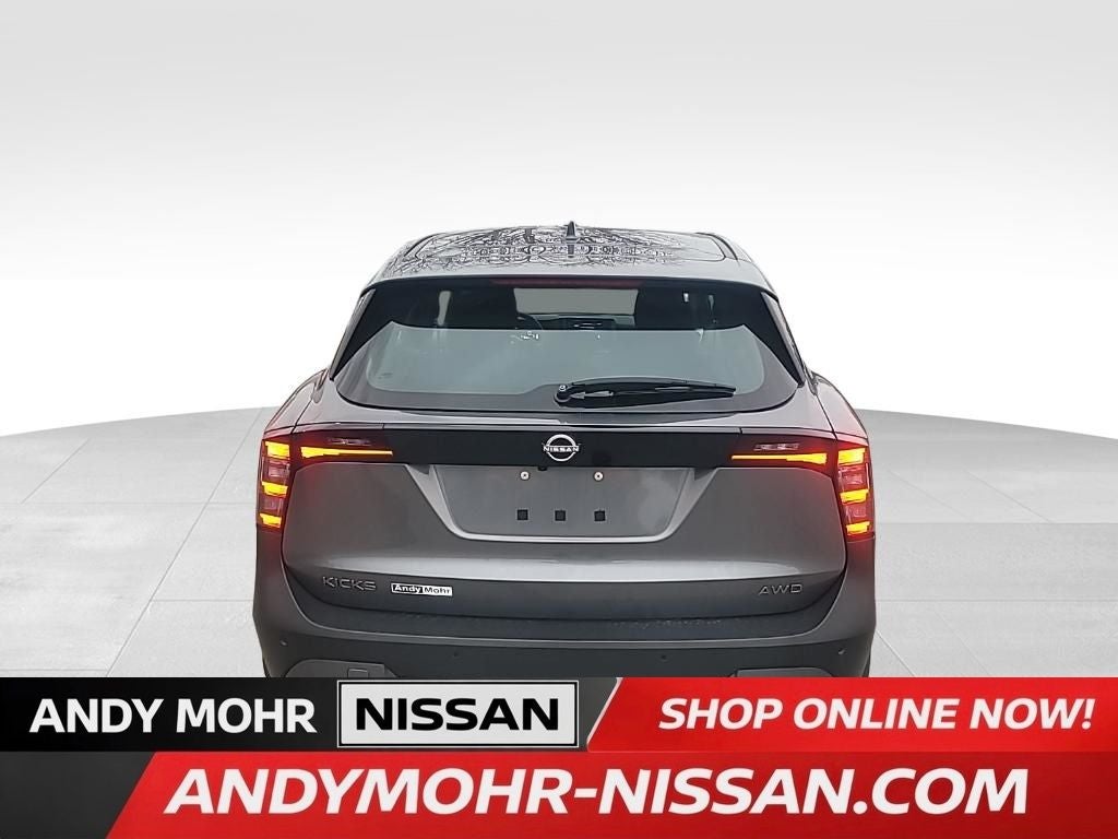 2025 Nissan Kicks S