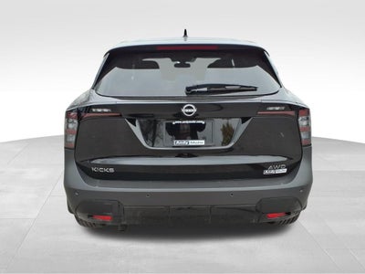 2025 Nissan Kicks SV