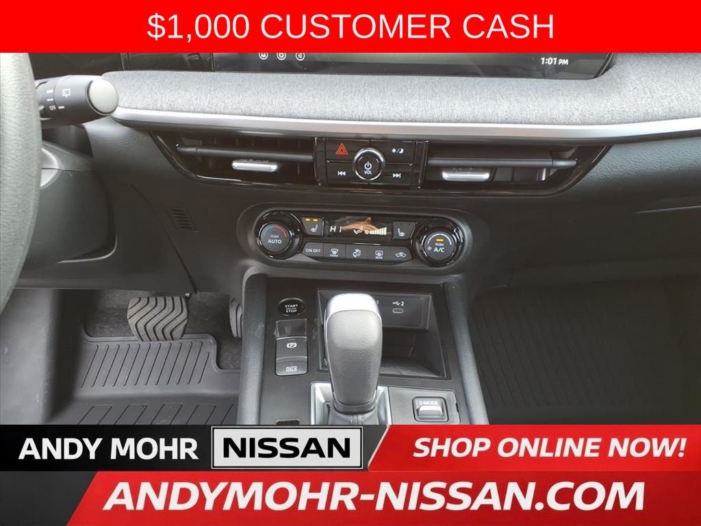 2026 Nissan Kicks SV