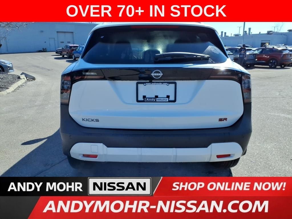 2026 Nissan Kicks SR