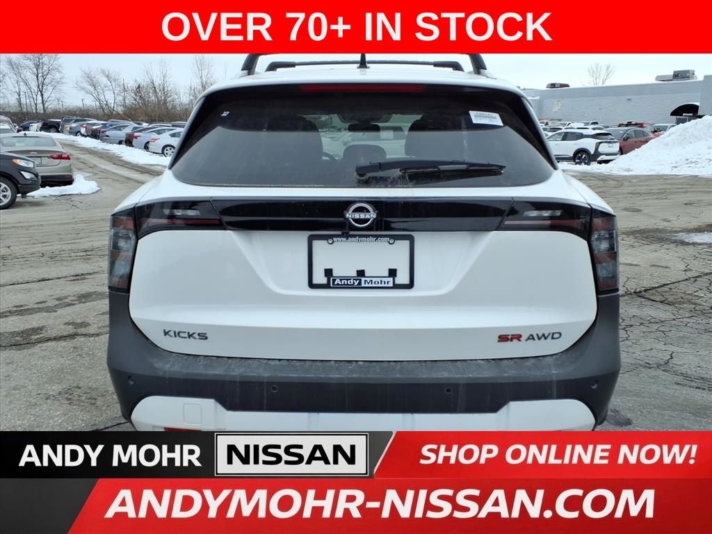 2026 Nissan Kicks SR