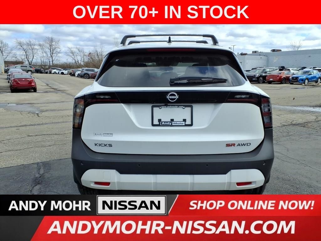 2026 Nissan Kicks SR