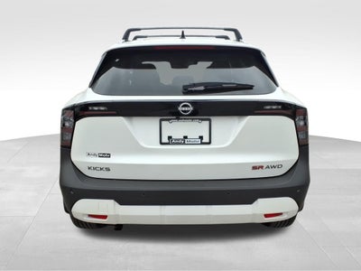 2026 Nissan Kicks SR