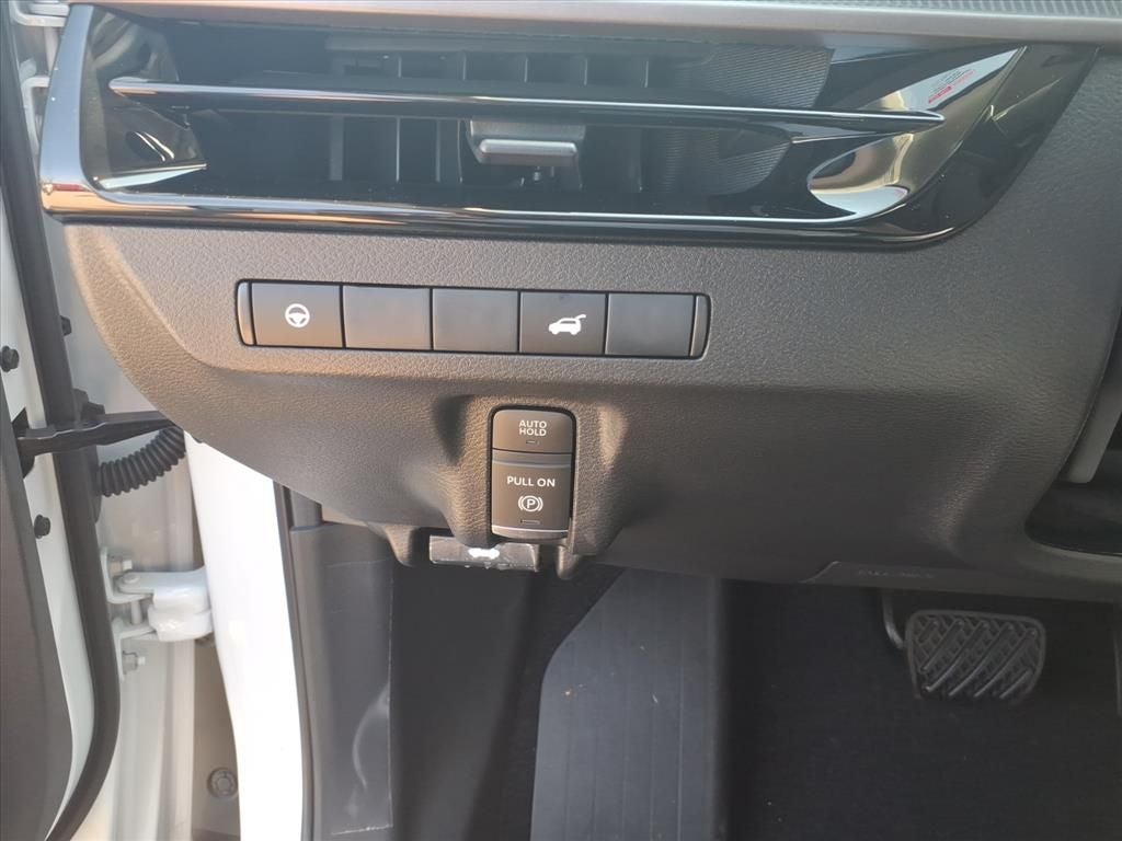 2025 Nissan Murano SV