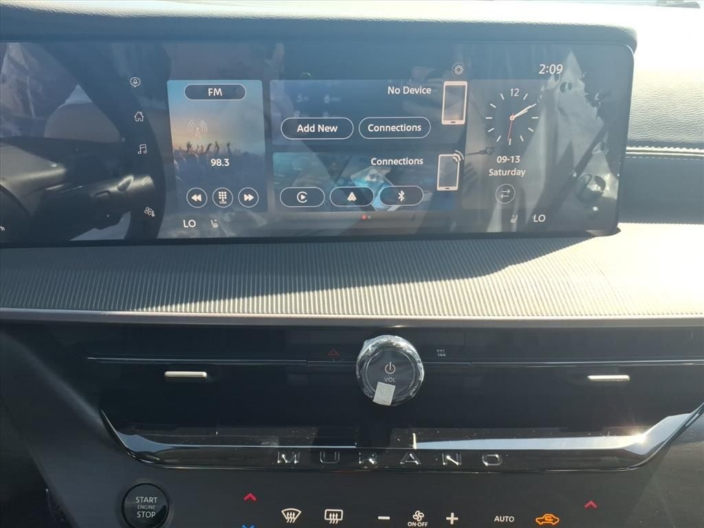 2025 Nissan Murano SV