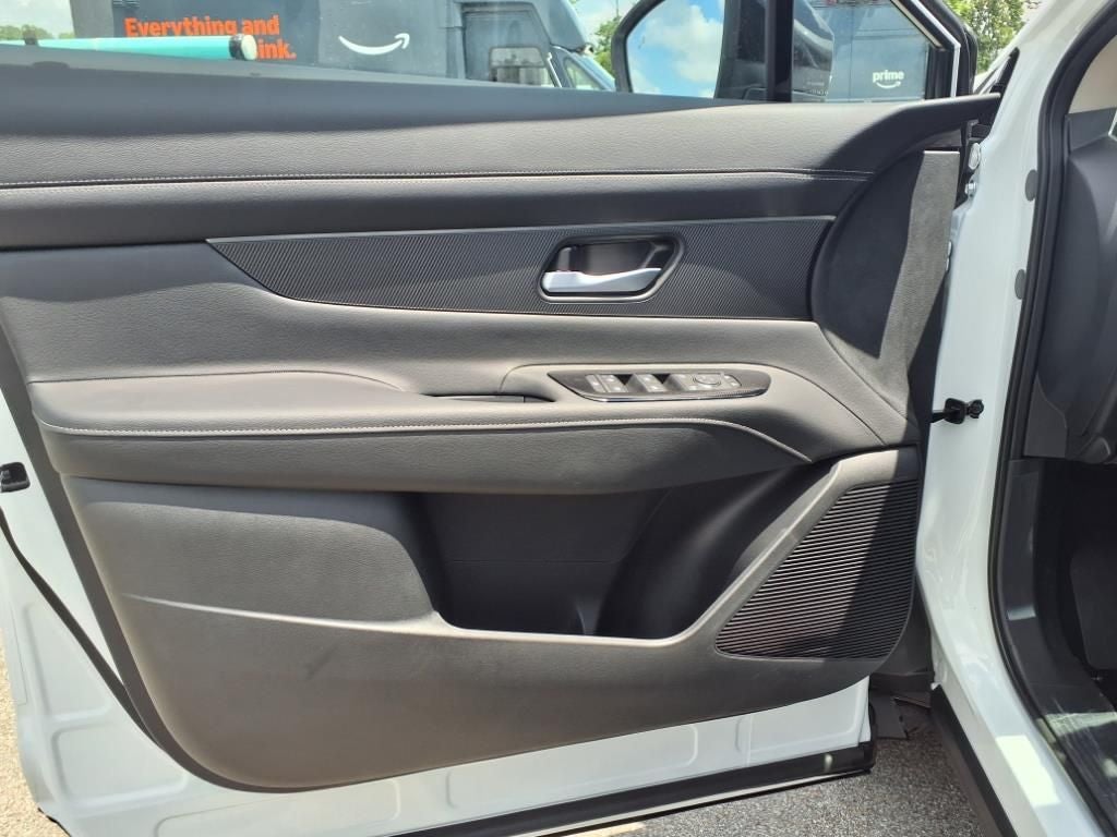 2025 Nissan Murano SV