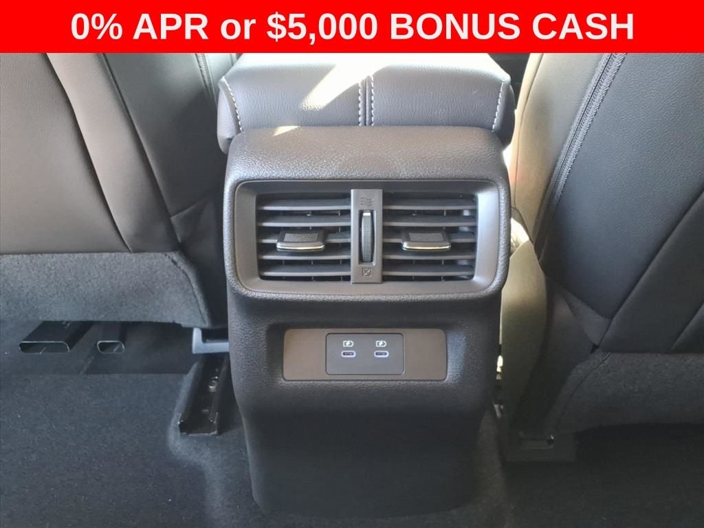 2025 Nissan Murano SV