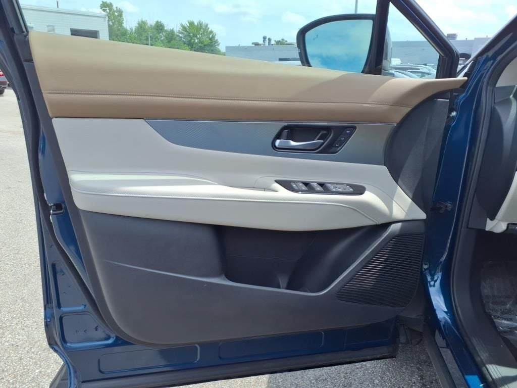 2025 Nissan Murano Platinum