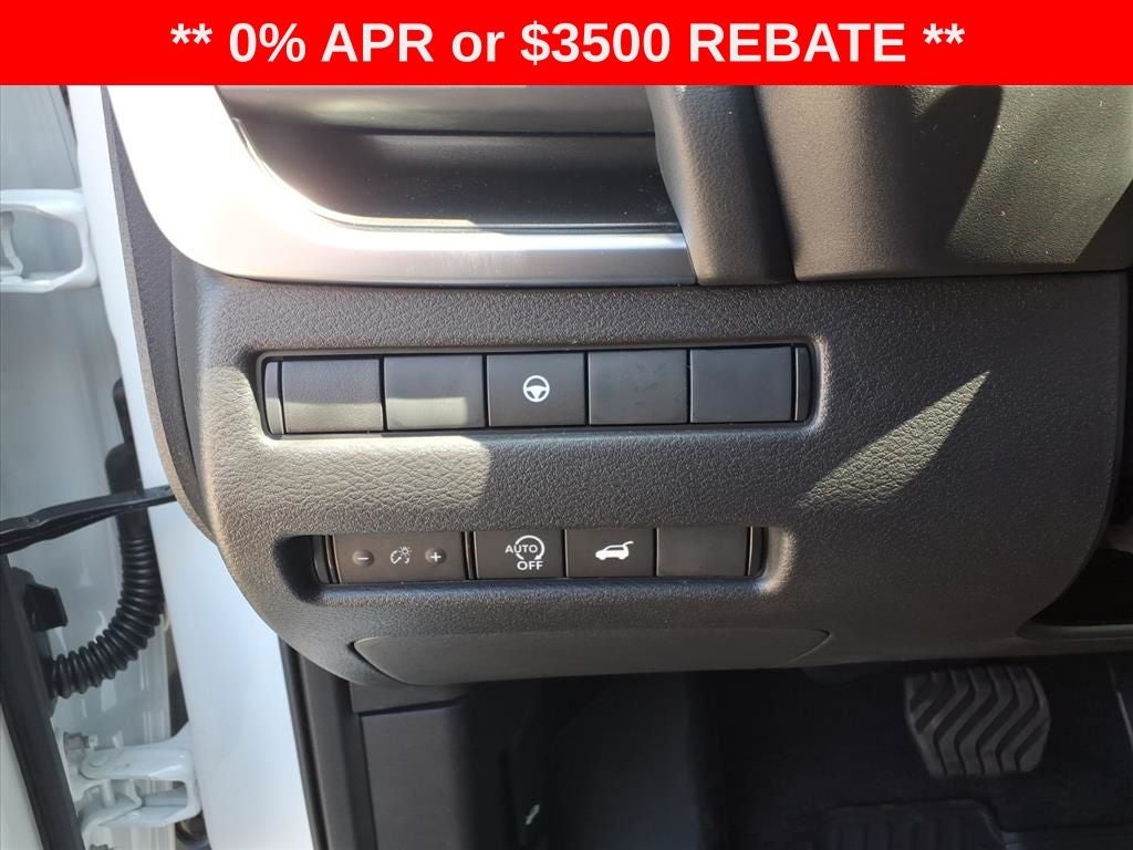 2026 Nissan Rogue SV