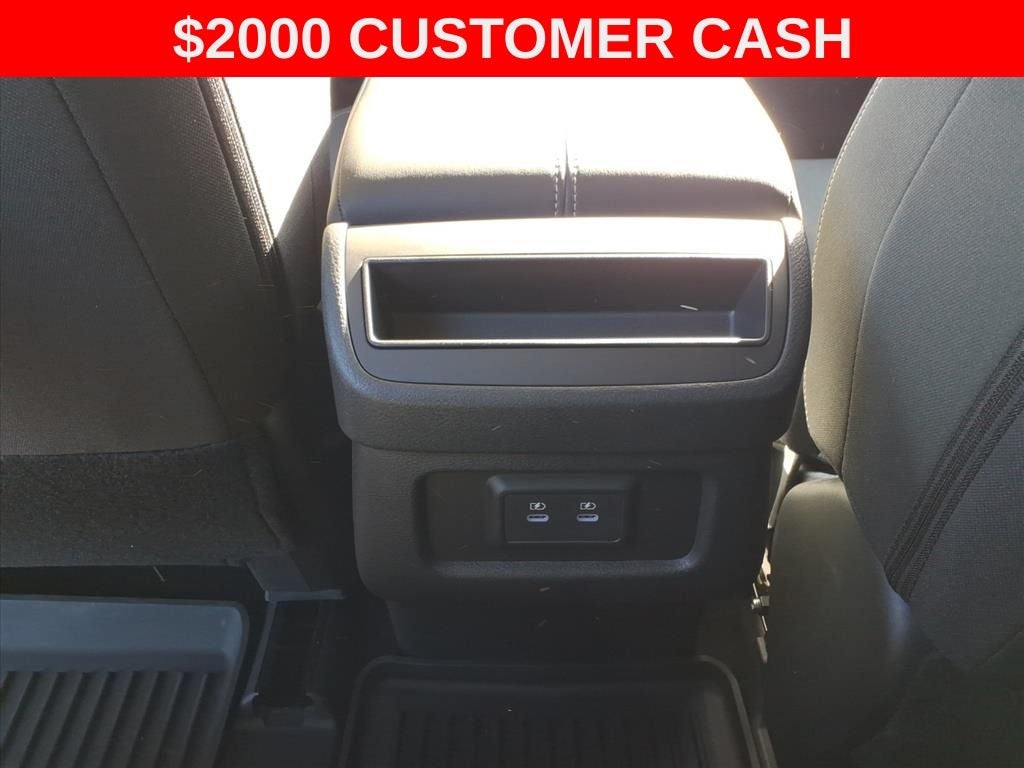 2026 Nissan Pathfinder S