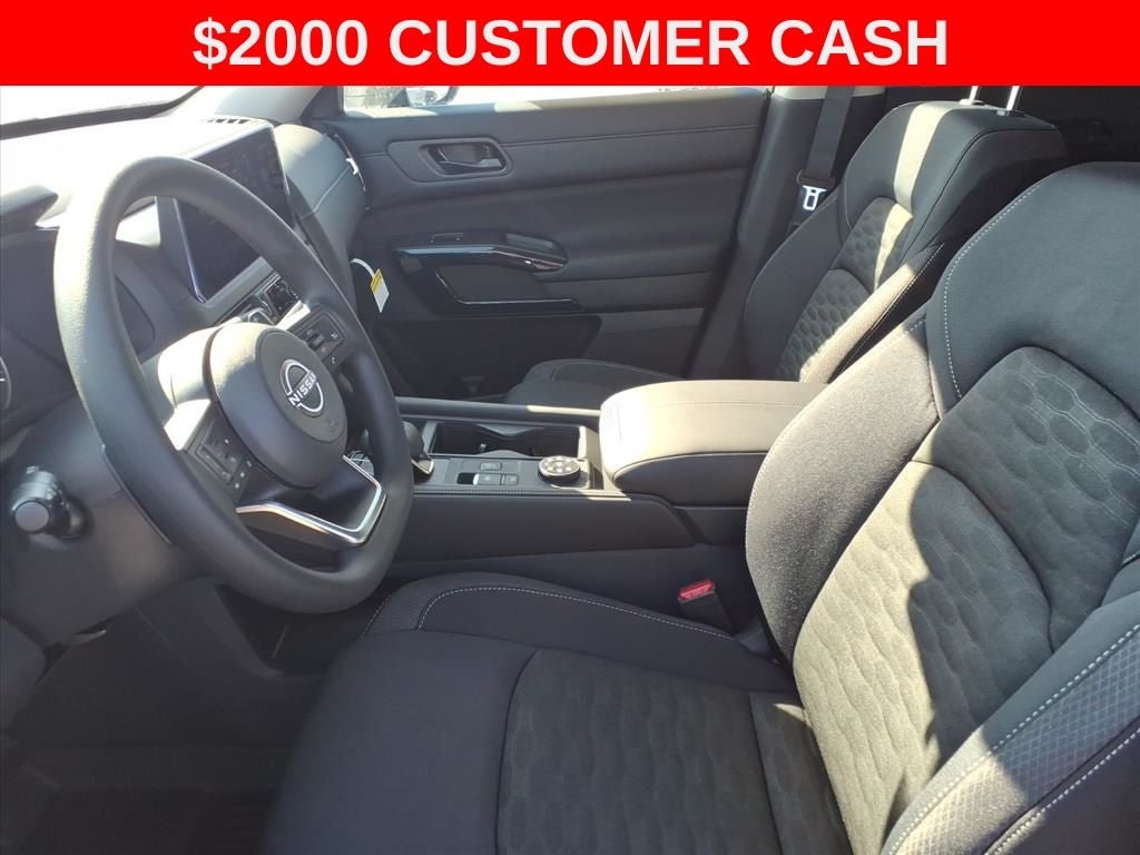 2026 Nissan Pathfinder S