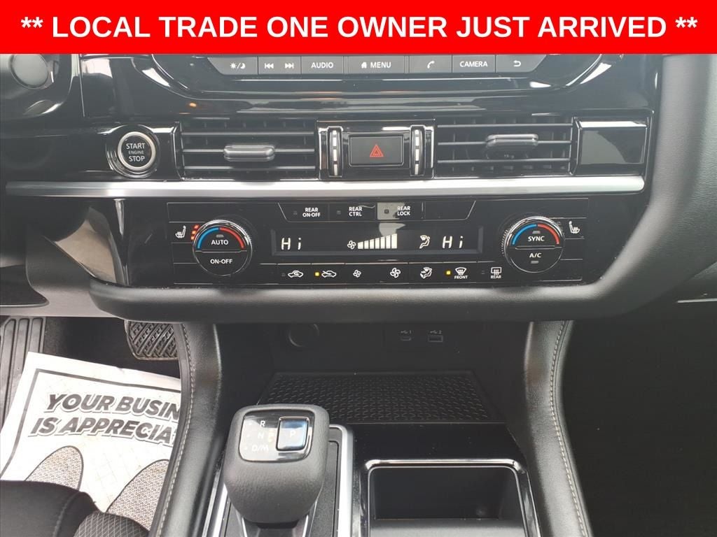 2022 Nissan Pathfinder SV