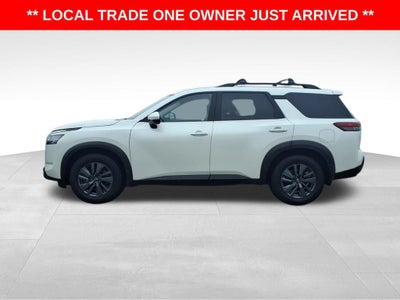 2022 Nissan Pathfinder SV