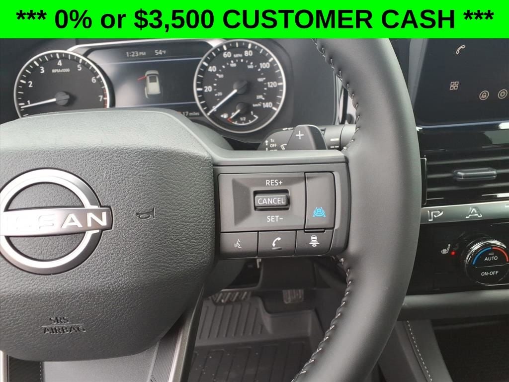 2026 Nissan Pathfinder SV