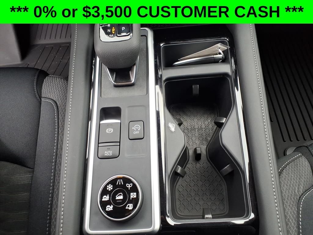 2026 Nissan Pathfinder SV