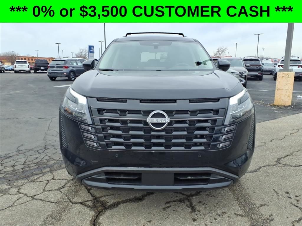 2026 Nissan Pathfinder SV