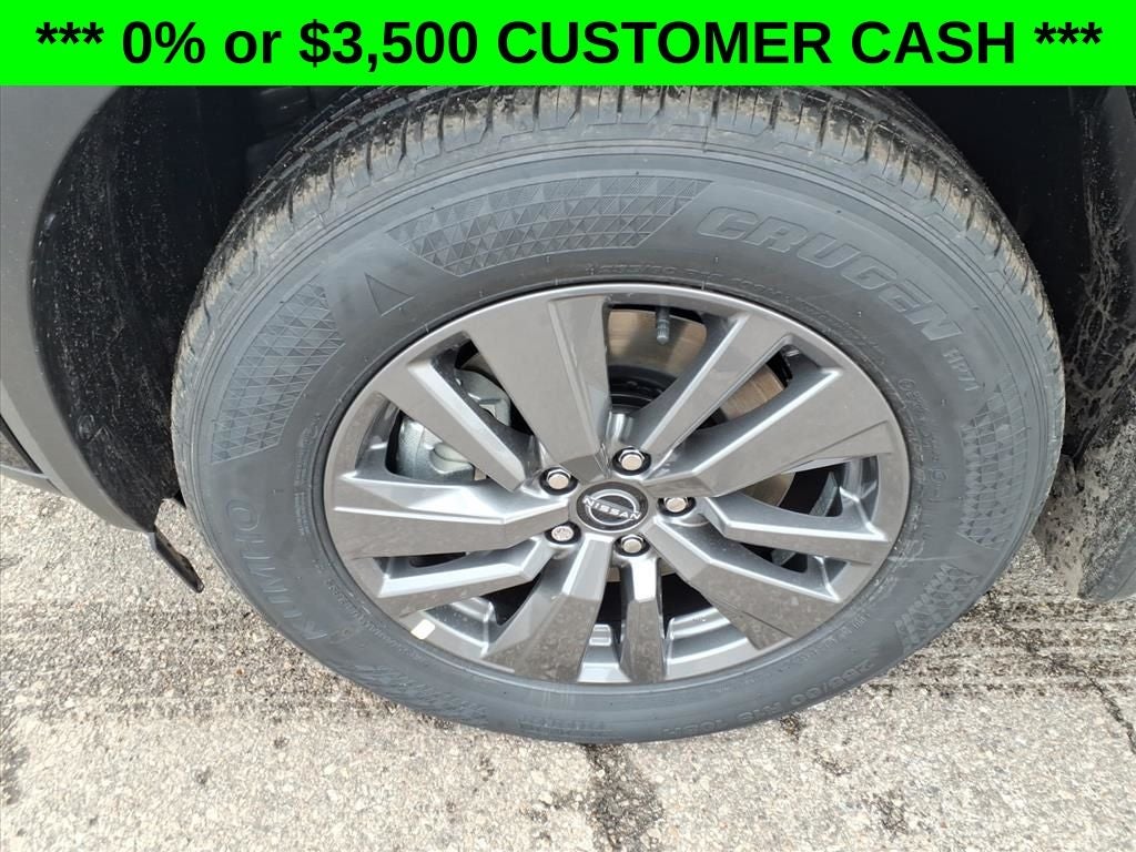 2026 Nissan Pathfinder SV