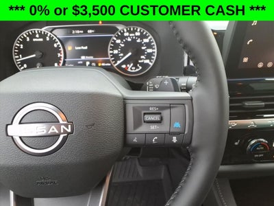 2026 Nissan Pathfinder SV