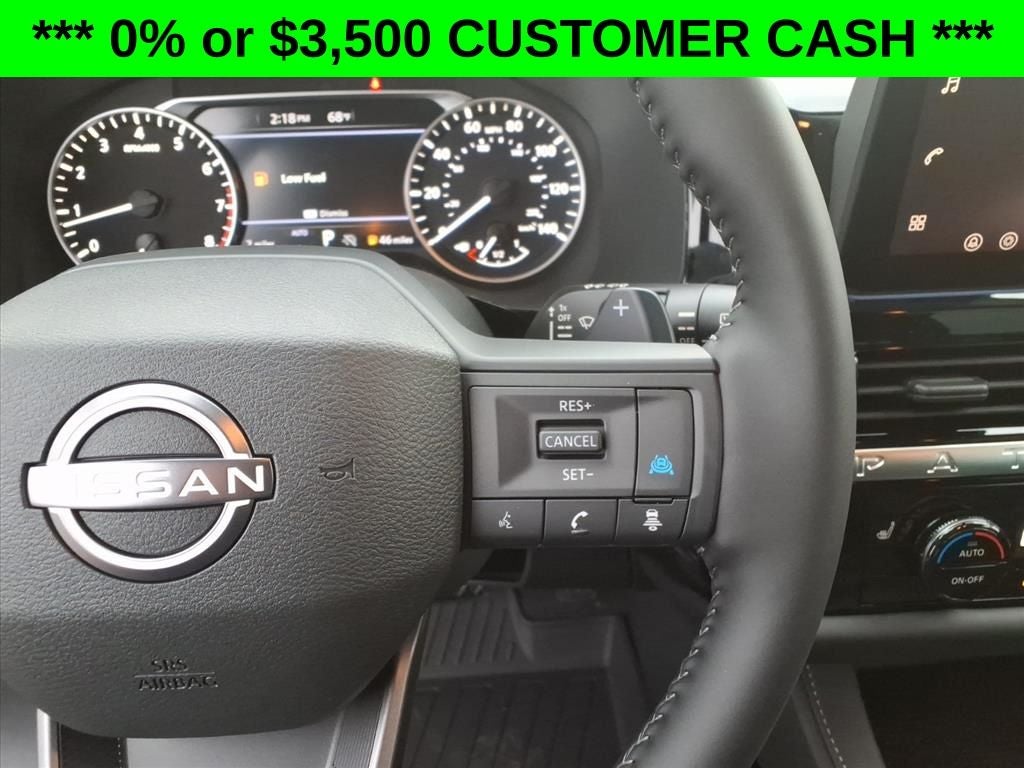 2026 Nissan Pathfinder SV