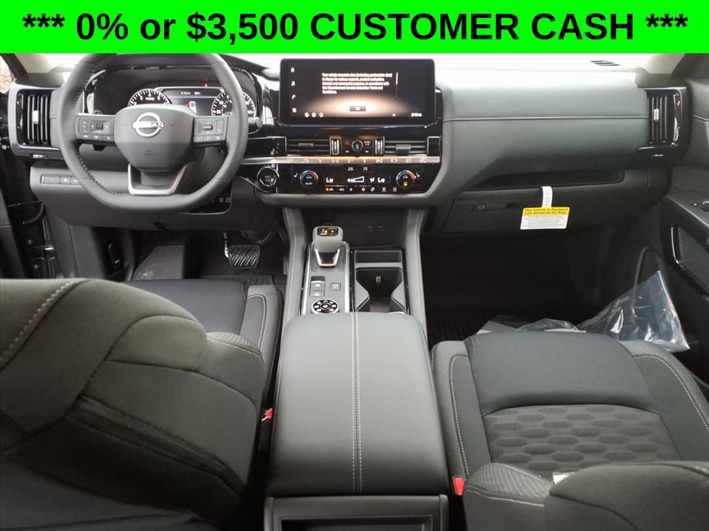 2026 Nissan Pathfinder SV