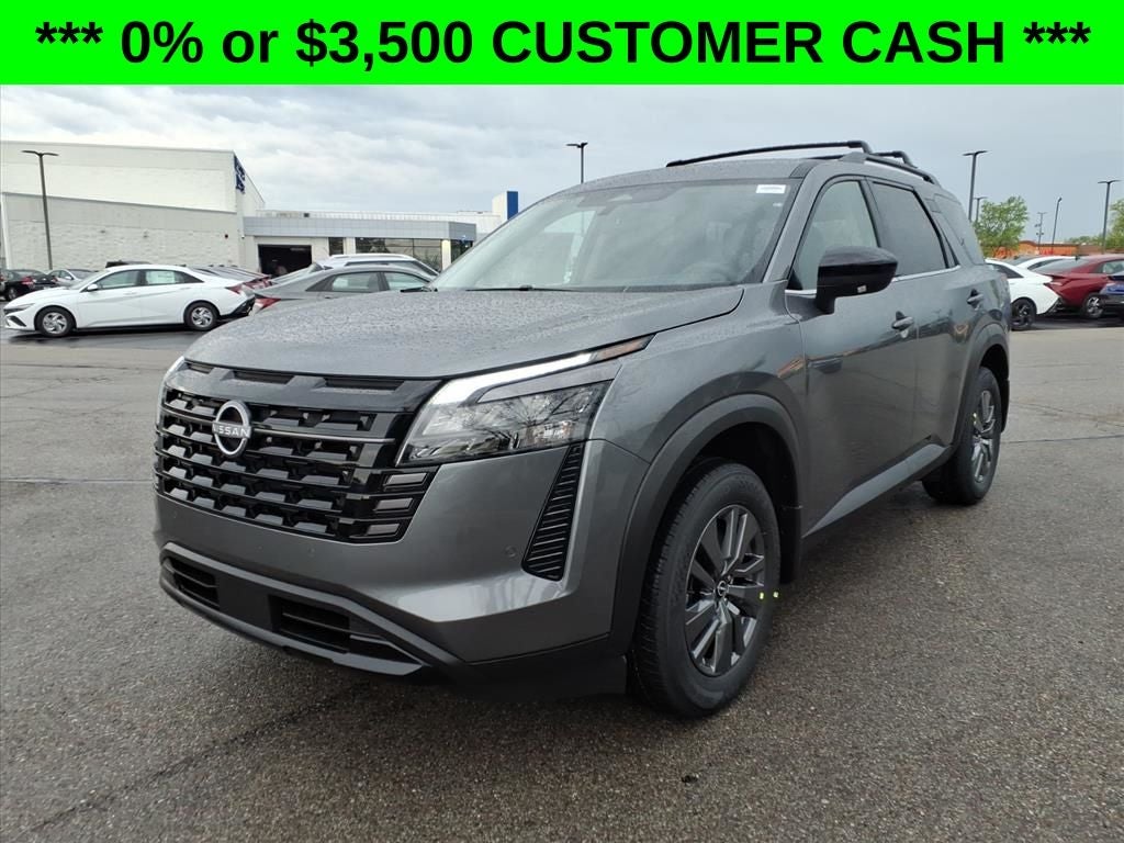 2026 Nissan Pathfinder SV