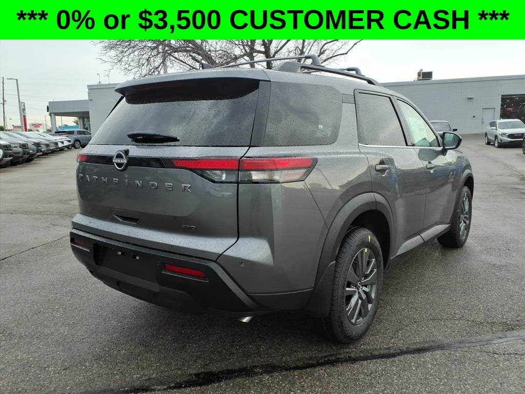 2026 Nissan Pathfinder SV