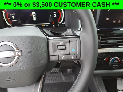 2026 Nissan Pathfinder SL