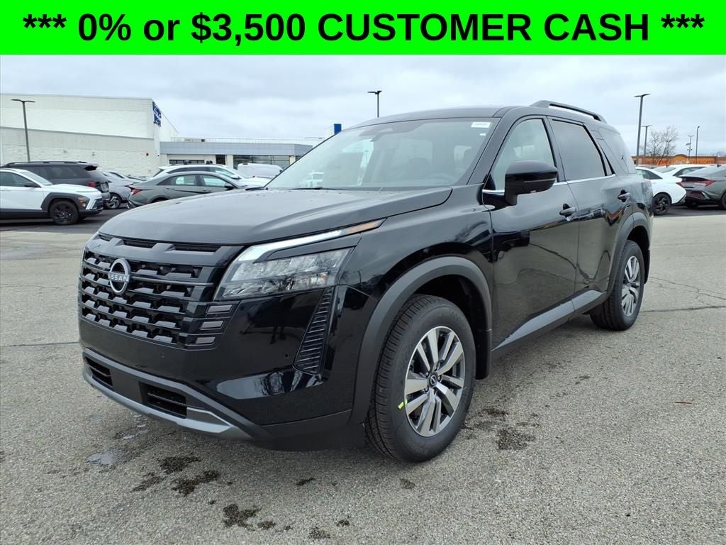 2026 Nissan Pathfinder SL