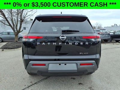 2026 Nissan Pathfinder SL