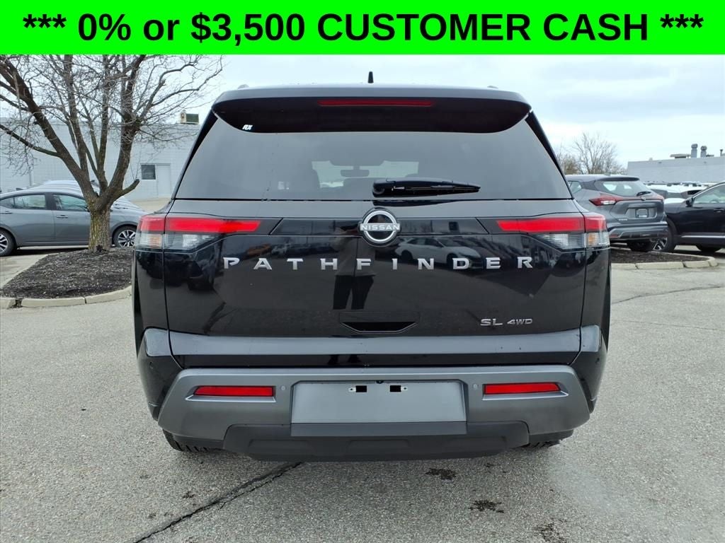 2026 Nissan Pathfinder SL