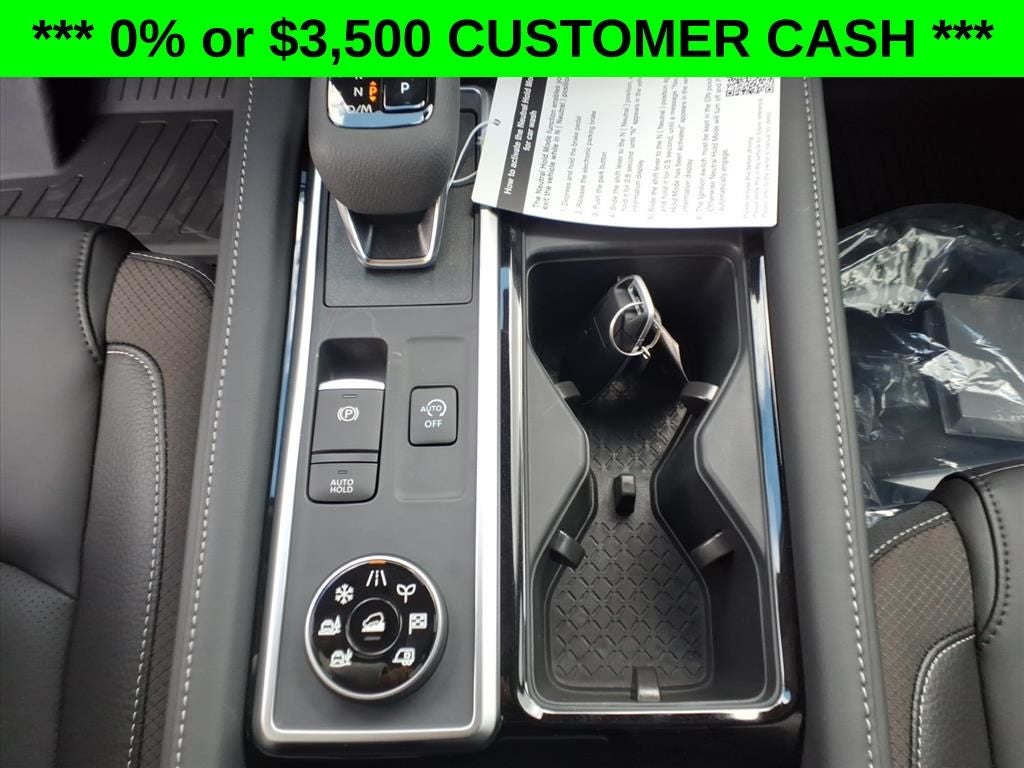 2026 Nissan Pathfinder SL