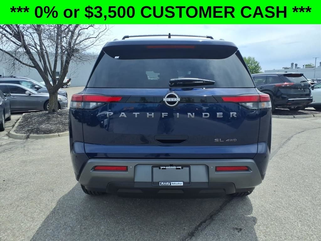2026 Nissan Pathfinder SL