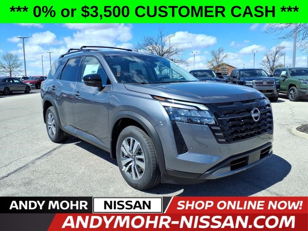 2026 Nissan Pathfinder SL