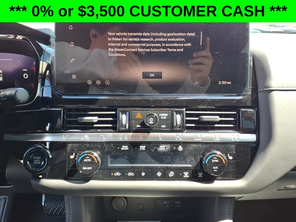 2026 Nissan Pathfinder SL