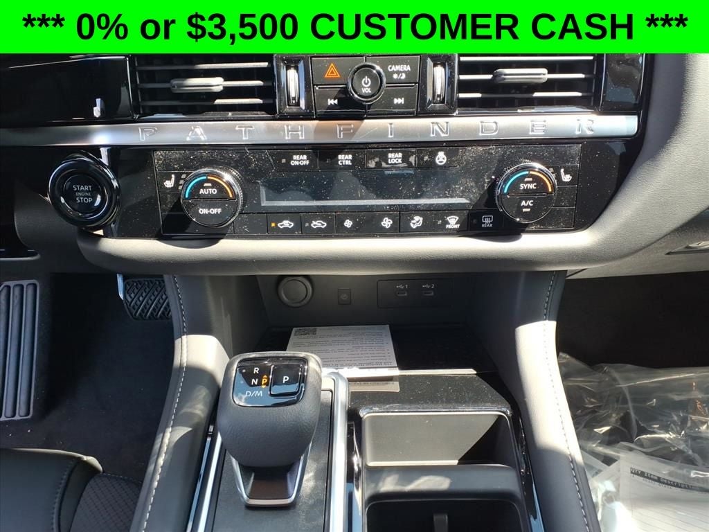 2026 Nissan Pathfinder SL