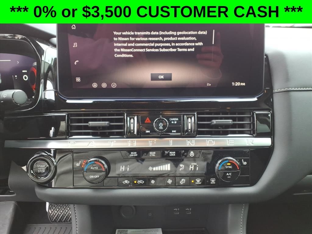2026 Nissan Pathfinder SL