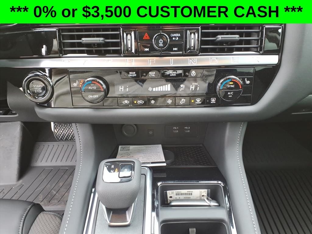 2026 Nissan Pathfinder SL