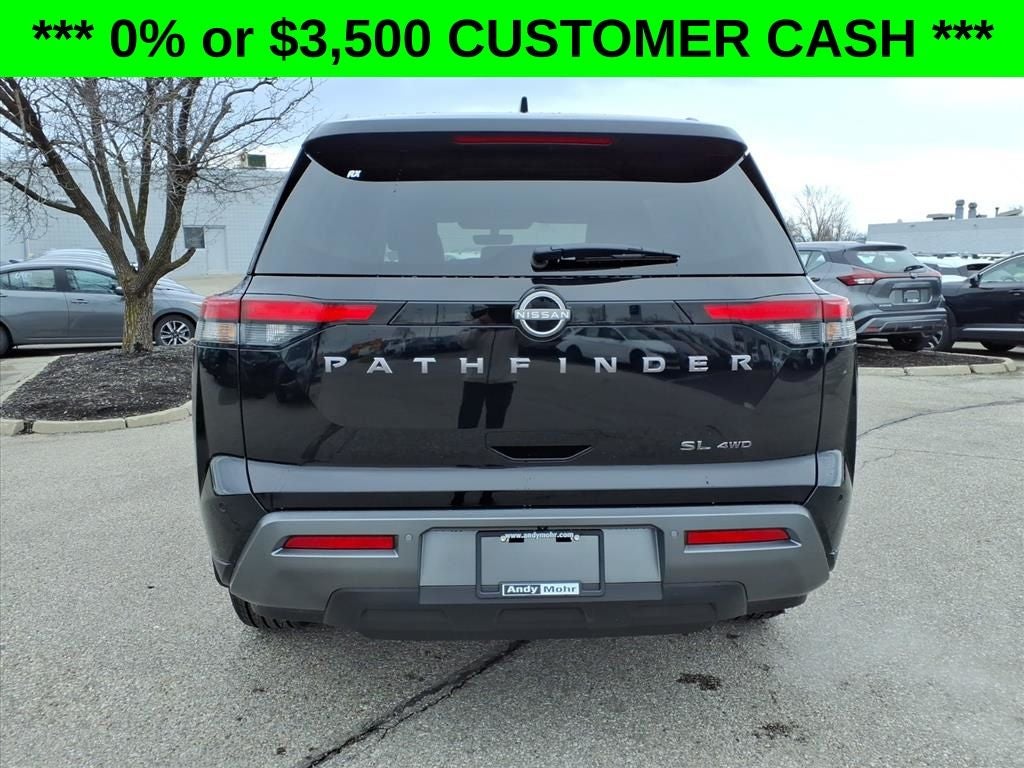 2026 Nissan Pathfinder SL