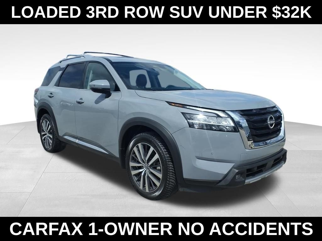 2022 Nissan Pathfinder Platinum