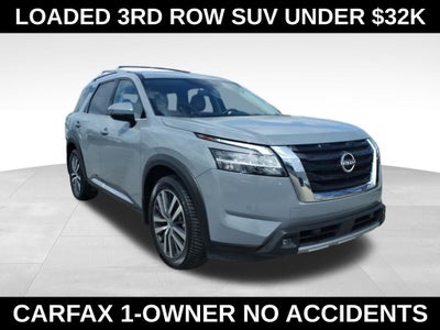 2022 Nissan Pathfinder Platinum