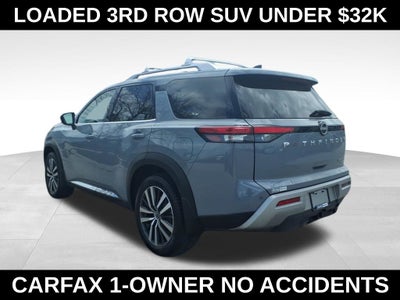 2022 Nissan Pathfinder Platinum